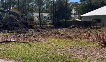 202 17th St, Apalachicola, FL 32320