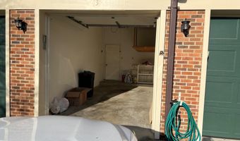 7256 GLEN HOLLOW Court Unit 56/3 56/3, Annandale, VA 22003