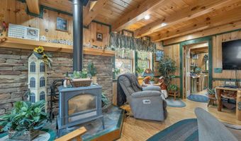 112 N Ashland Rd, Ashland, NH 03217