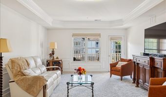 28 N De Baun Ave 208, Airmont, NY 10901