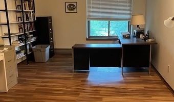 6302 Mineral Point Rd 303, Madison, WI 53705