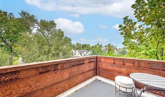 505 SE D St, Bentonville, AR 72712