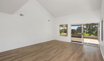 4905 Alicante Way, Oceanside, CA 92056