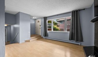 4143 Vance Dr #7, Anchorage, AK 99508