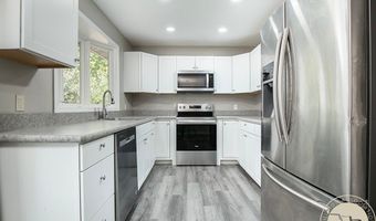 738 Aronson Ave, Billings, MT 59105
