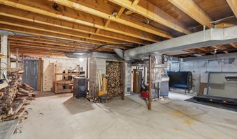 171 Crawley Falls Rd, Brentwood, NH 03833
