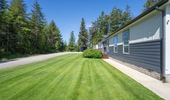 87477 Jean Dr, Bandon, OR 97411