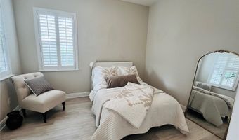 210 LATITUDE Pl, Apollo Beach, FL 33572