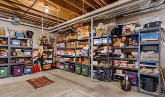 1717 Cedar Ln, Ann Arbor, MI 48105