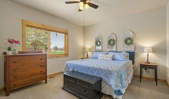 74 Bellflower Ct, Blanchard, ID 83804
