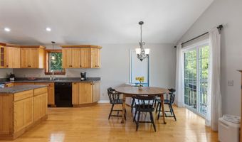 4 Cross Rd, Brookline, NH 03033