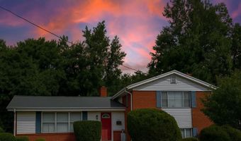 9831 SINGLETON Dr, Bethesda, MD 20817