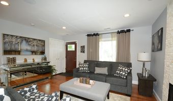 6317 EVERGLADES Dr, Alexandria, VA 22312