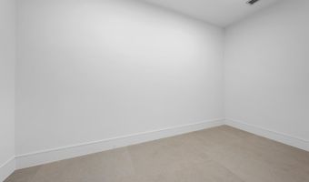 100 Glenbrook Ct, Atlantis, FL 33462