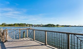 5714 SEA TROUT Pl, Apollo Beach, FL 33572