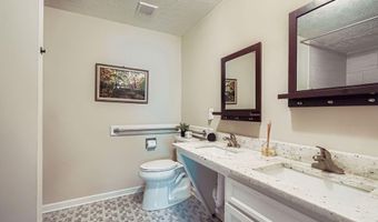 1600 Steeple Chase Rd, Auburn, GA 30011