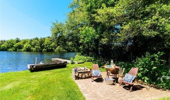 31 Sunset Dr, Hopkinton, RI 02832