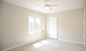 7025 CHESAPEAKE HARBOUR Dr 18B, Annapolis, MD 21403