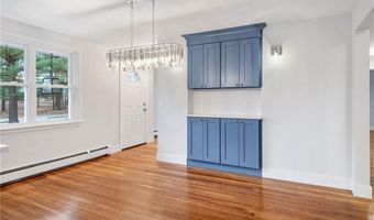 1755 Ten Rod Rd, North Kingstown, RI 02852