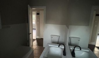 205 S 9th St, Amory, MS 38821