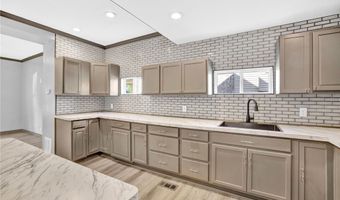 121 Lake St, Akron, OH 44301
