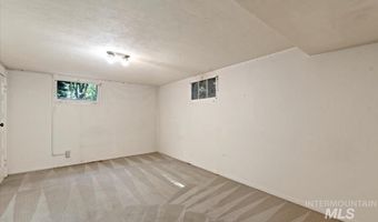 1922 Everett, Caldwell, ID 83605