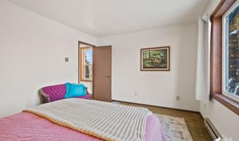424 E Manor Ave, Anchorage, AK 99501