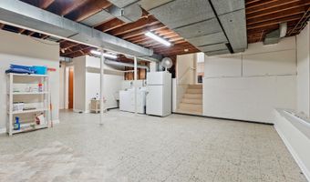 6220 ROBINWOOD Rd, Bethesda, MD 20817