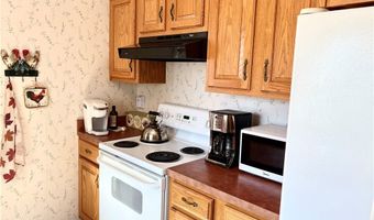 6301 Hiram Ave, Ashtabula, OH 44004