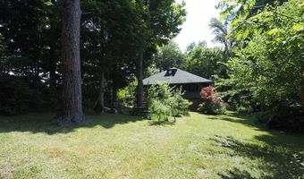 759 Young's Corners Rd, Amsterdam, NY 12010