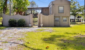 10091 River Dr, Bay St. Louis, MS 39520