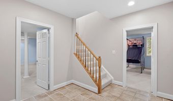 42645 COCHRANS LOCK Dr, Ashburn, VA 20148