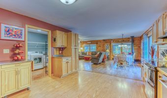 757 Maple St, Bethlehem, NH 03574