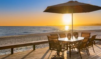 553 Beach Dr, Aptos, CA 95003