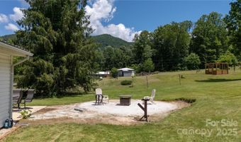1424 Bear Creek Rd, Bakersville, NC 28705
