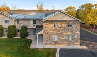 3333 N CASALOMA Dr 9, Appleton, WI 54913