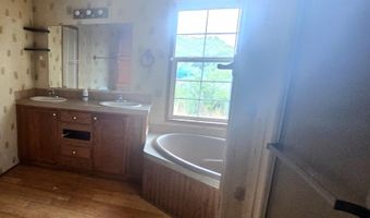 148 Swains Ln, Barco, NC 27917