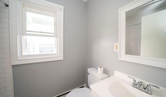 773 AVENUE E 1, Bayonne, NJ 07002