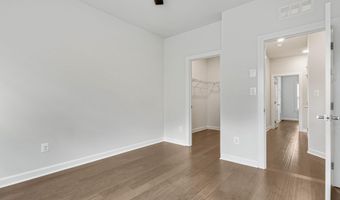 5701 11TH St N 2, Arlington, VA 22205