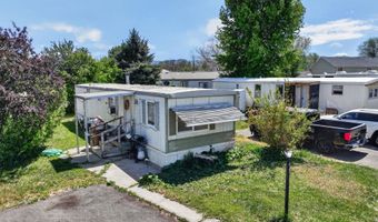 211 Circle Inn Dr, Chubbuck, ID 83202