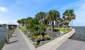 140 Bay Hbr, Aransas Pass, TX 78336