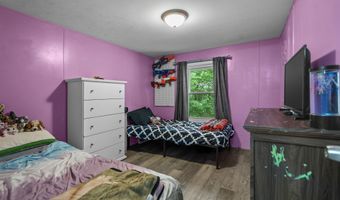 45 Concord St, Belmont, NH 03220