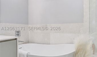 19900 E Country Club Dr Ts16, Aventura, FL 33180