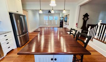 5 S Rosemary Ave, Andrews, SC 29510