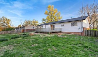 109 Timka Dr, Ballwin, MO 63011