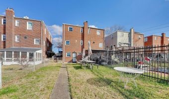 5864 EASTERN Ave NE, Washington, DC 20011