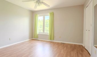 220 LAKE ARROWHEAD Cir, Bear, DE 19701