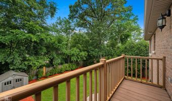 1017 E Red Oak St, Addison, IL 60101