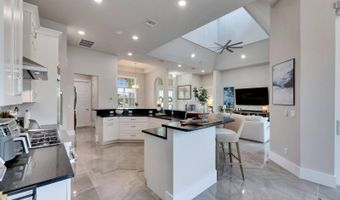706 Manns Harbor Dr, Apollo Beach, FL 33572