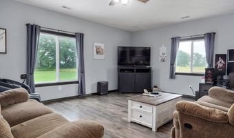 22510 Lawrence 1200, Aurora, MO 65605